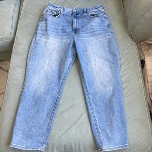 Curvy mom jeans